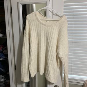 GAP white chunky knit sweater